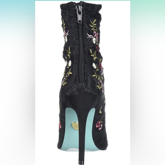 Betsey Johnson Diem Fabric Lace Floral Pump Size 8 - Picture 6 of 7